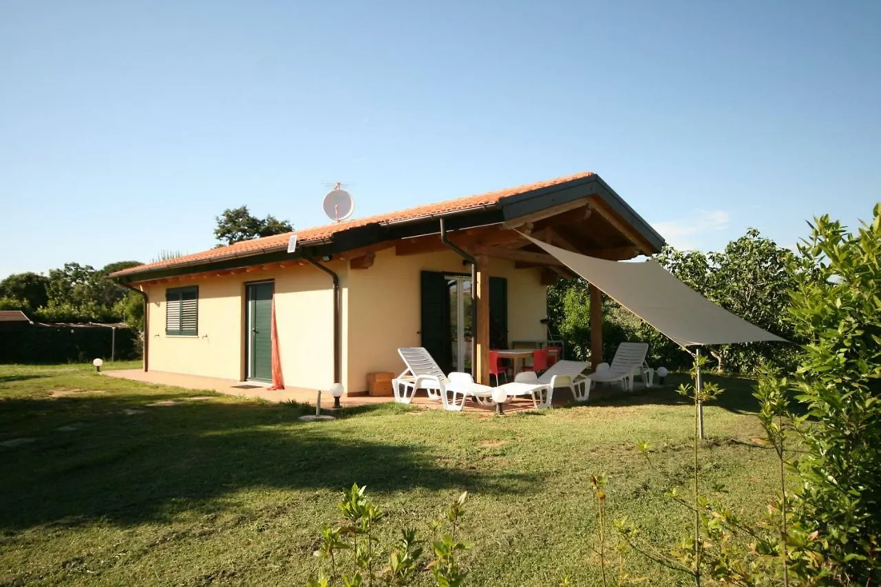 Due Casette Con Piscina Castagneto Carducci İtalya